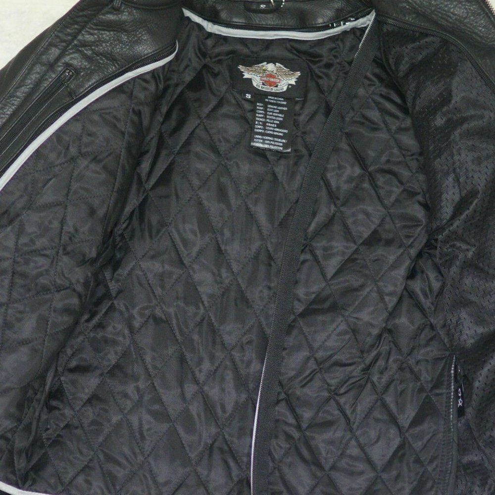 Women’s Harley Davidson Leather Jacket Small like new. - Picture 9 of 9